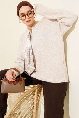 Yaka Fularlı Triko Kazak Taş 