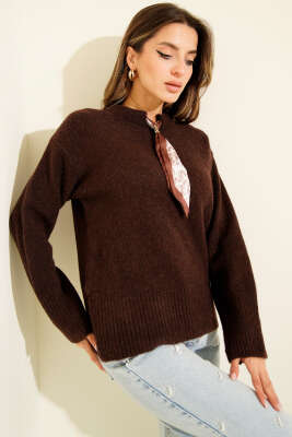 Yaka Fularlı Yumoş Triko Kazak Kahve - Kadın Giyim Modelleri