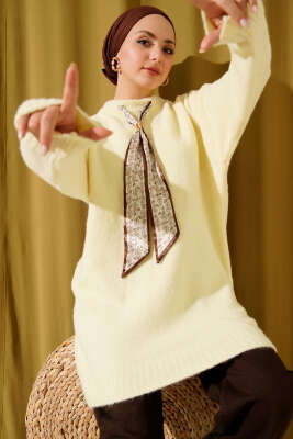 Yaka Fularlı Yumoş Triko Tunik Sarı - VANİZA TRİKO