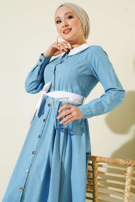 Yaka Garnili Boydan Metal Düğmeli Elbise Açık Mavi - Elbise