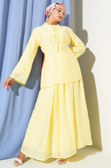 Yaka İp Bağlamalı Etekli Üçlü Takım Sarı - İkili Takım