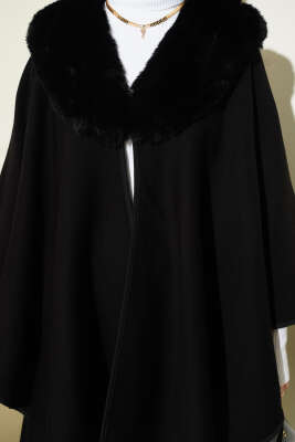 Yaka Kürk Detaylı Panço Siyah - Panço