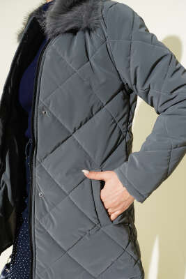 Yaka Kürklü Kapitone Kısa Mont Füme - Mont