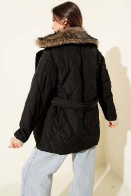 Yaka Kürklü Kuşaklı Baklava Desen Mont Siyah - Kadın Giyim Modelleri