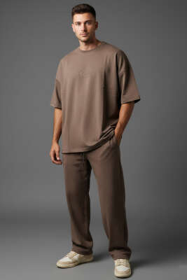 Yaka Lazer Kesim Yan Yırtmaçlı Erkek Eşofman Takımı Kahve - ERKEK İKİLİ TAKIM