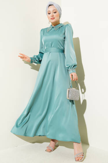 Yaka Manşet Taşlı Saten Abiye Elbise Çağla Yeşili - Elbise