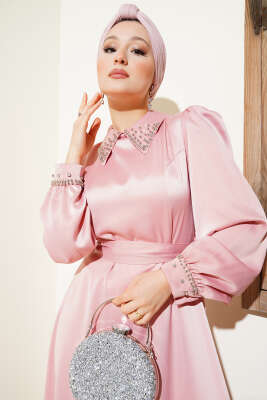 Yaka Manşet Taşlı Saten Abiye Elbise Pudra - Tesettür Elbise