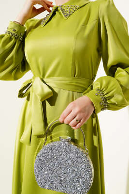 Yaka Manşet Taşlı Saten Abiye Elbise Yağ Yeşili - Tesettür Elbise