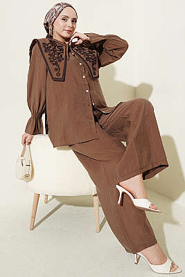 Yaka Nakışlı Bilek Gipeli Modal İkili Takım Kahve 