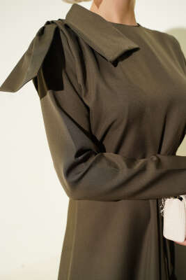 Yaka Parça Detaylı Abiye Elbise Haki - Elbise