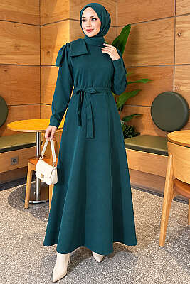 Yaka Parça Detaylı Abiye Elbise Zümrüt - CNR TEKSTİL