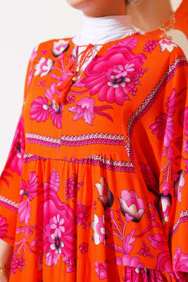 Yaka Püsküllü Desenli Elbise Oranj - Tesettür Elbise