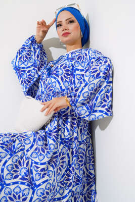 Yaka Püsküllü Desenli Elbise Saks - Tesettür Elbise