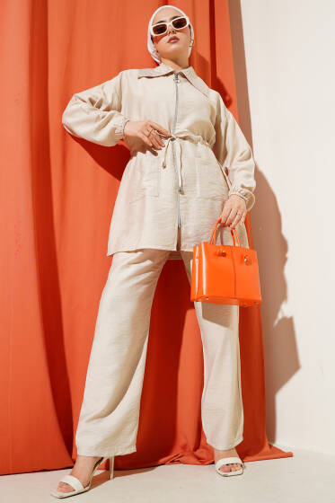 Yaka Taşlı Bel Tünelli İkili Takım Bej - İkili Takım