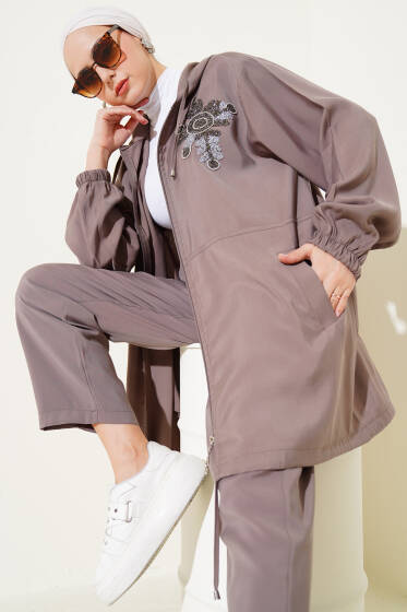 Yaka Taşlı Kapüşonlu Tensel İkili Takım Vizon - İkili Takım