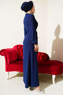 Yaka Taşlı Kuşaklı Elbise Lacivert - Tesettür Elbise