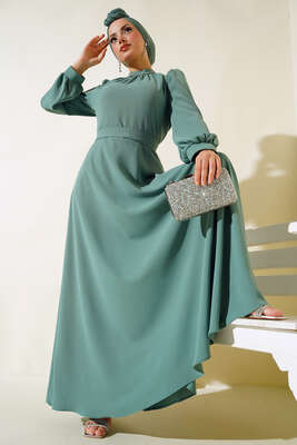 Yaka Taşlı Kuşaklı Krep Elbise Çağla Yeşili - MİKAİL AKKAYA