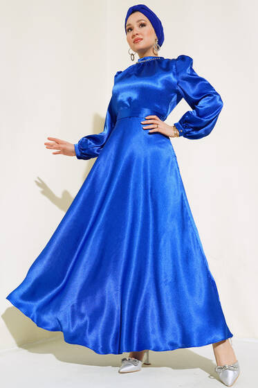 Yaka Taşlı Parlak Saten Elise Saks - Tesettür Elbise