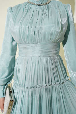 Yaka Taşlı Pileli Abiye Elbise Mint - Elbise