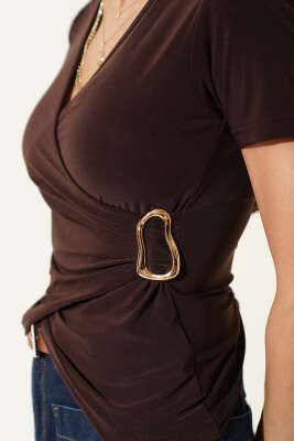 Yaka Tokalı Sandy Bluz Kahve - Kadın Giyim Modelleri