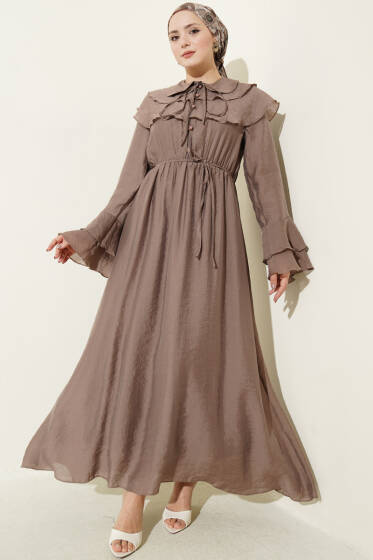 Yaka ve Bilek Fırfırlı Düğmeli Elbise Vizon - Elbise