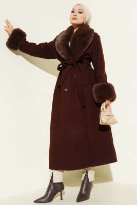 Yaka ve Bilek Kürklü Kaşe Kaban Kahve - FELEMEZ