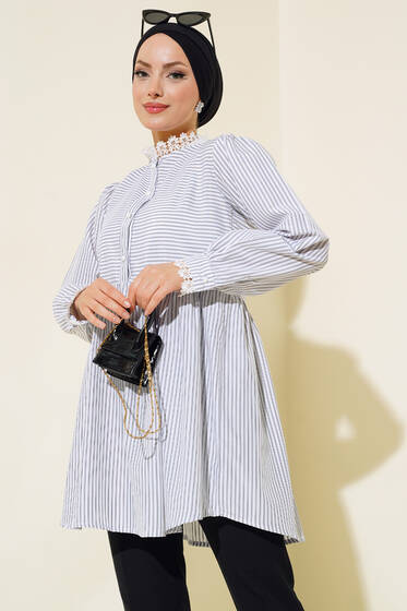 Yaka ve Kol Ucu Dantelli Çizgili Tunik Beyaz - Tunik