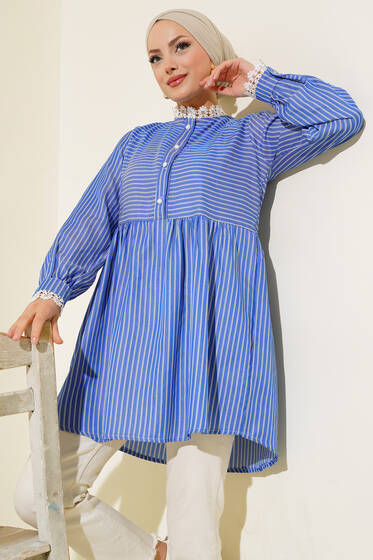 Yaka ve Kol Ucu Dantelli Çizgili Tunik Lacivert - Tunik