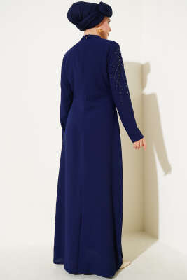 Yaka ve Omuz Taşlı Büyük Beden Krep Elbise Lacivert - Tesettür Elbise