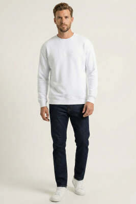 Yaka Yazılı Erkek Sweatshirt Beyaz - Erkek Sweatshirt