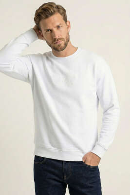 Yaka Yazılı Erkek Sweatshirt Beyaz 