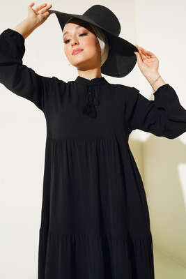 Yakası Bağcıklı Kat Kat Elbise Siyah - Thumbnail