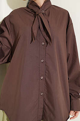 Yakası Bağcıklı Salaş Gömlek Kahve - Gömlek