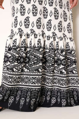 Yakası Bağlamalı Desenli Elbise Siyah - Tesettür Elbise