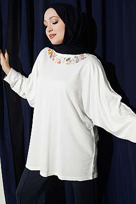 Yakası Çiçek Nakışlı Loyşa Tunik Beyaz - SAS