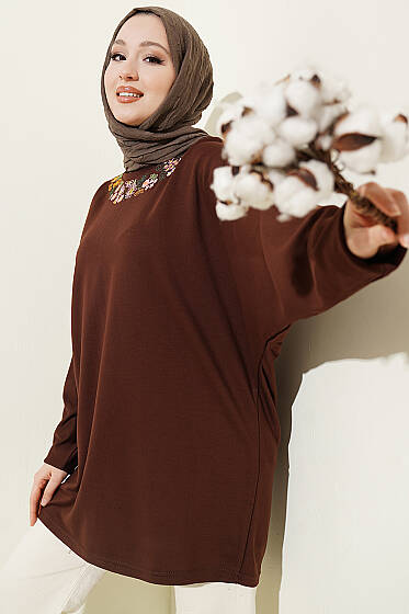 Yakası Çiçek Nakışlı Loyşa Tunik Kahve - Tunik