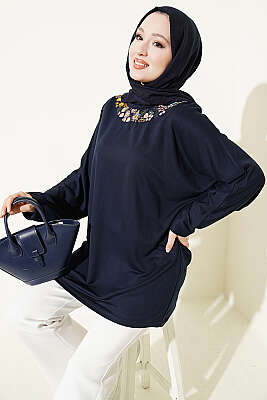 Yakası Çiçek Nakışlı Loyşa Tunik Lacivert - SAS