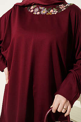 Yakası Çiçek Nakışlı Loyşa Tunik Mürdüm - Tunik