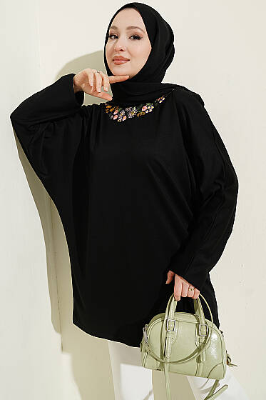 Yakası Çiçek Nakışlı Loyşa Tunik Siyah - Tunik