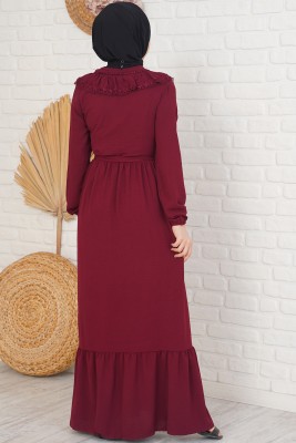 Yakası Dantel Detaylı Kemerli Bordo Elbise - Tesettür Elbise