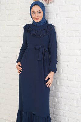 Yakası Dantel Detaylı Kemerli Lacivert Elbise - Tesettür Elbise