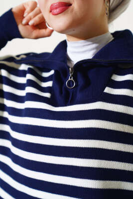 Yakası Fermuarlı Çizgili Triko İkili Takım Lacivert - Triko İkili Takım