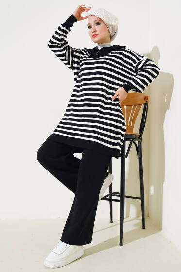 Yakası Fermuarlı Çizgili Triko İkili Takım Siyah - İkili Takım