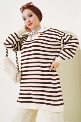 Yakası Fermuarlı Çizgili Triko İkili Takım Taş - Triko İkili Takım