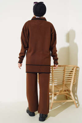 Yakası Fiyonklu Triko İkili Takım Kahve - Triko İkili Takım
