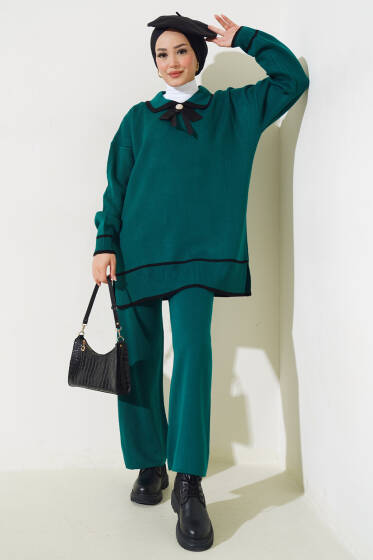 Yakası Fiyonklu Triko İkili Takım Zümrüt - Triko