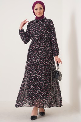 Yakası Fularlı Çiçek Desenli Siyah Piliseli Şifon Elbise - Thumbnail