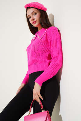 Yakası İnci Süslemeli Delikli Kazak Fuşya - Kadın Giyim Modelleri