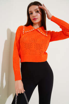 Yakası İnci Süslemeli Delikli Kazak Oranj - Kadın Giyim Modelleri