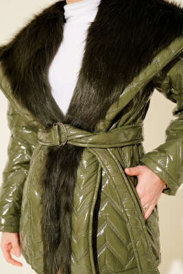 Yakası Kürklü Parlak Mont Haki - Mont